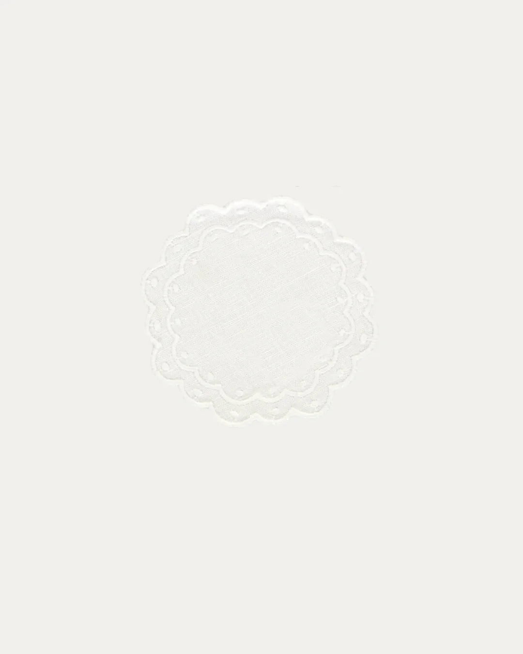 Bolinhas Coaster, 100% White Linen with White Embroidery, 10 cm diameter (Set of 6 Pcs)