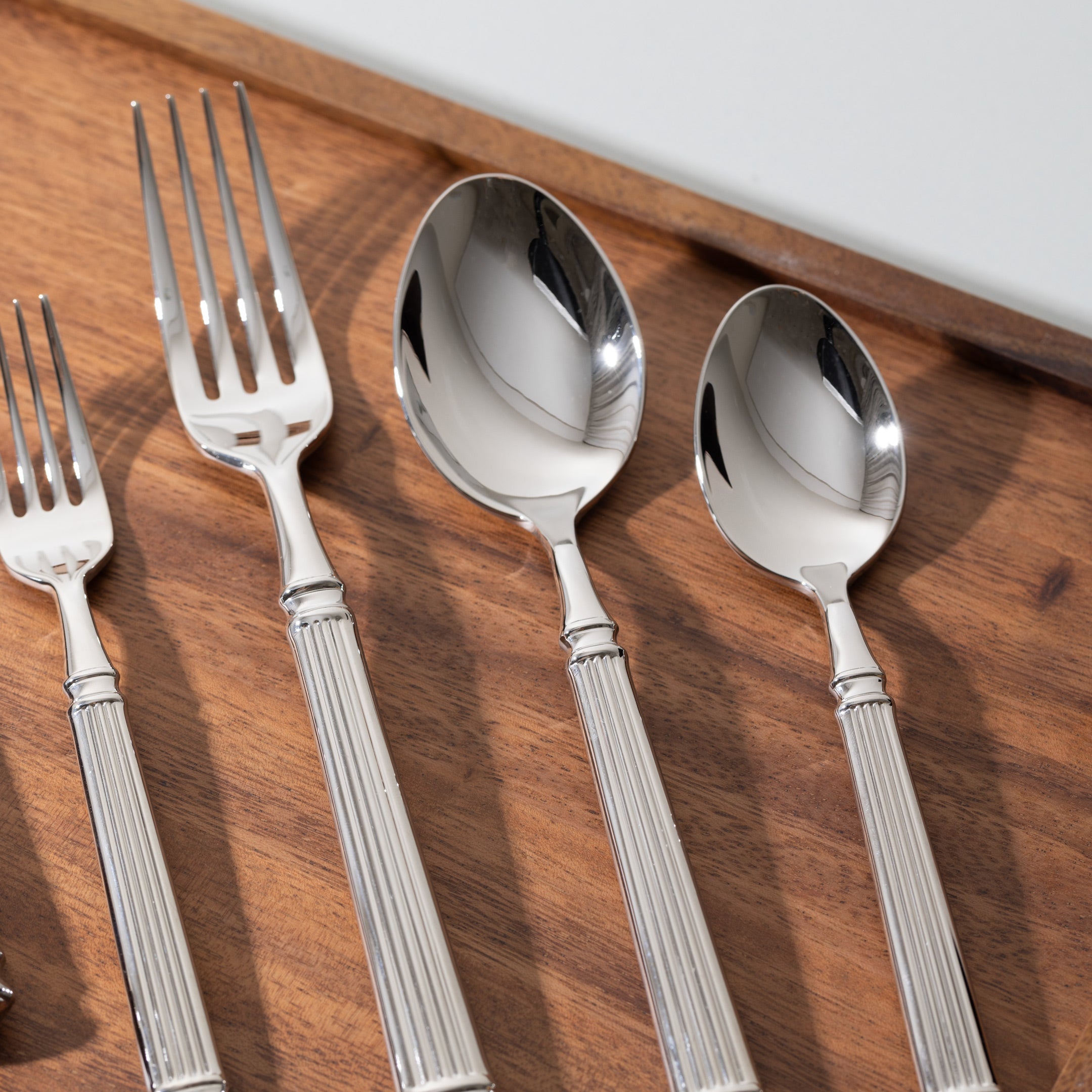 30 Pieces Cello Cutlery Set