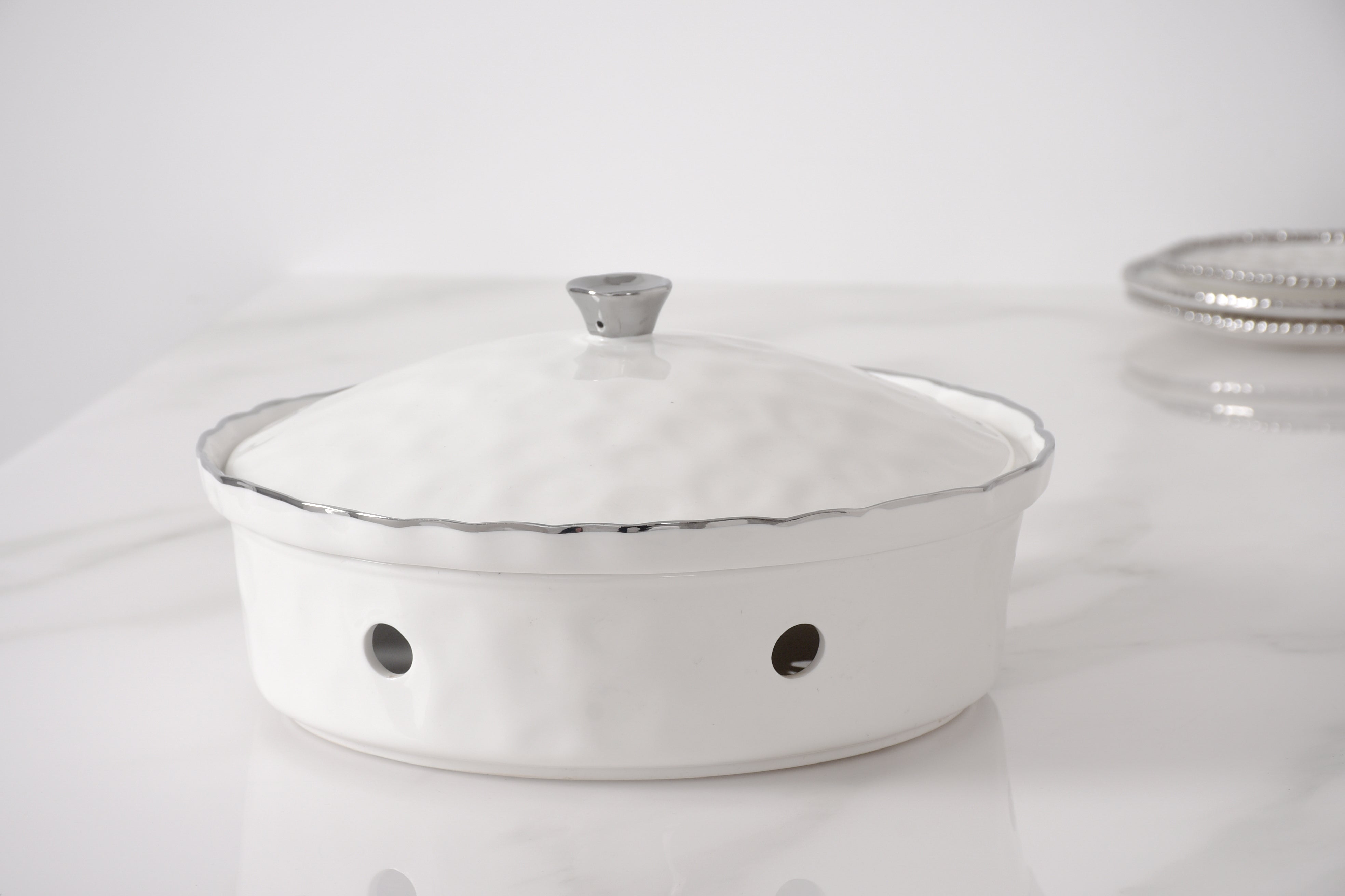 4-Piece Bundle of Large Round Chafing Dish with Wavy Silver Rim