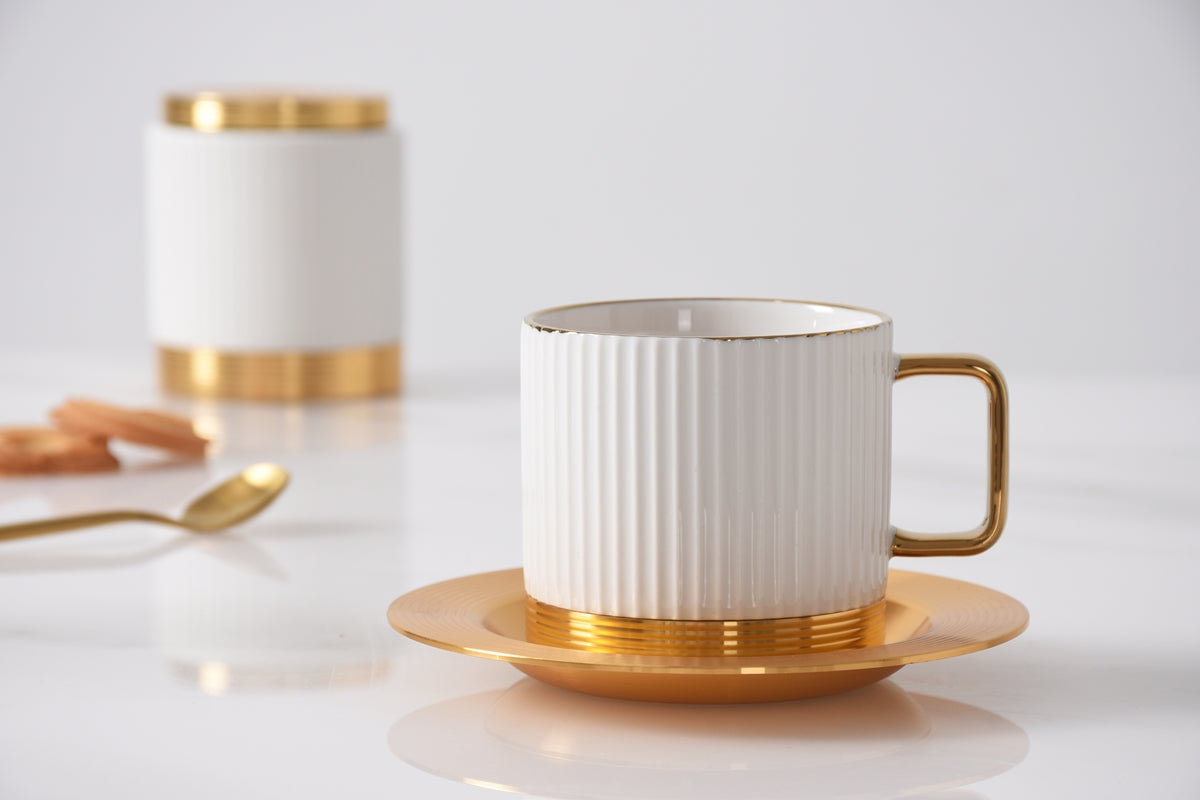 Cup & Saucer